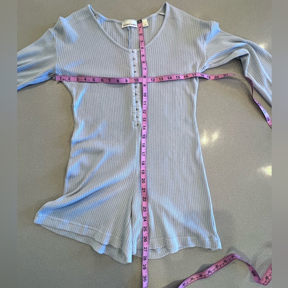 Victoria's Secret PJ Romper with hook & eye closure’s cotton blend Vintage - Picture 2 of 9